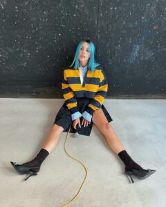 Rose Villan, “ELVIS” in versione acustica con  x  fuori ora su YT… su Instagram incanta i suoi fan