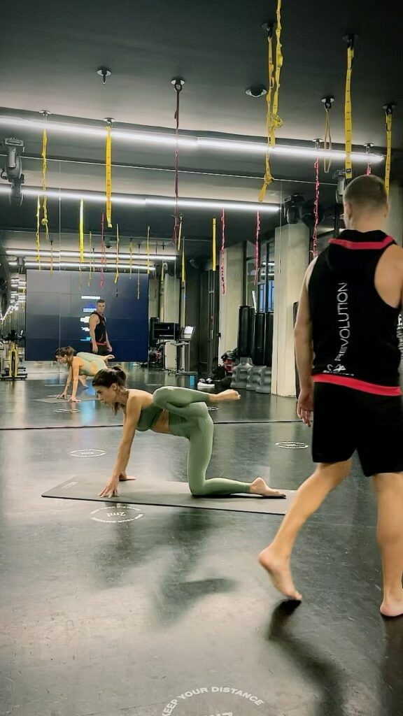 Elisabetta Canalis, Sunday training… su Instagram incanta i suoi fan