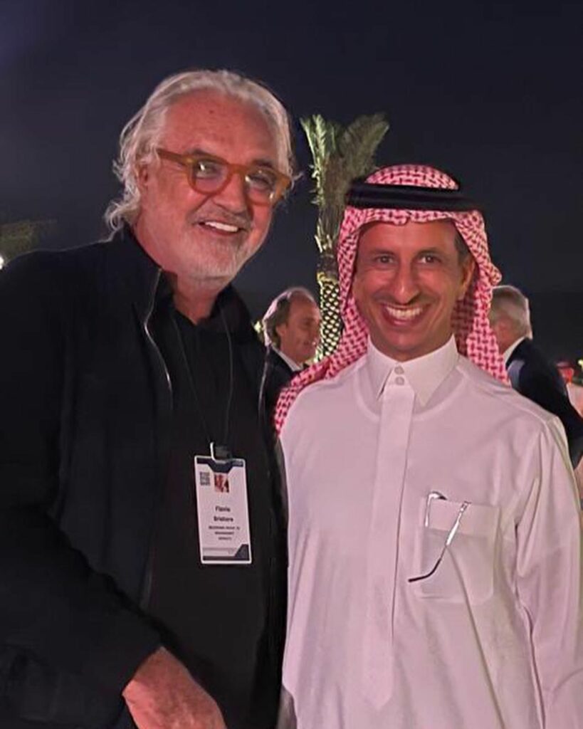 Flavio Briatore, Meeting in Riyadh His Excellency Mr. Ahmed Aqeel AlKhateeb, Minister of Tourism … su Instagram incanta i suoi fan