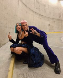 Rose Villan, GANGSTA LOVE feat. Rosa Chemical fuori venerdí  R + R swag forever  tvb… su Instagram per i suoi fan