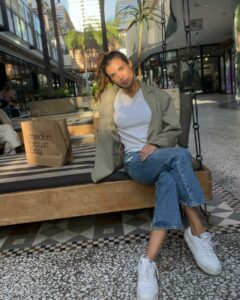 Qual è il segreto di Elisabetta Canalis per essere sempre così impeccabile e affascinante? Forse si...