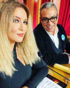 Selvaggia Lucarelli, la regina dell'ironia e della satira, con il suo tagliente pungolo virtuale e...