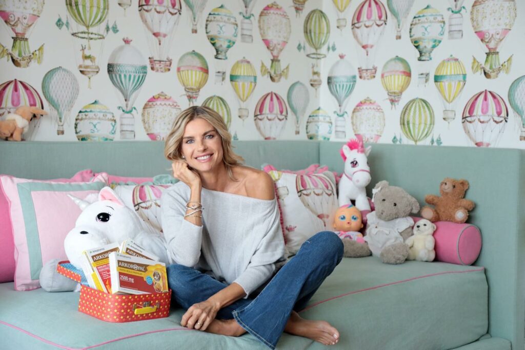 Martina Colombari: la regina della bellezza, l'icona di stile che fa tremare persino la statua della...