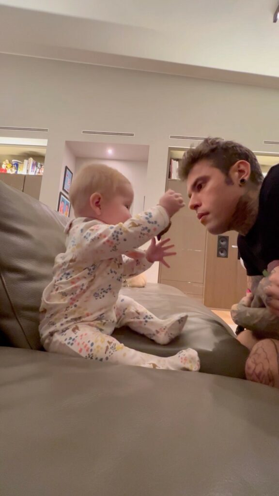 Fedez, Ha detto papà!… su Instagram per i suoi fan