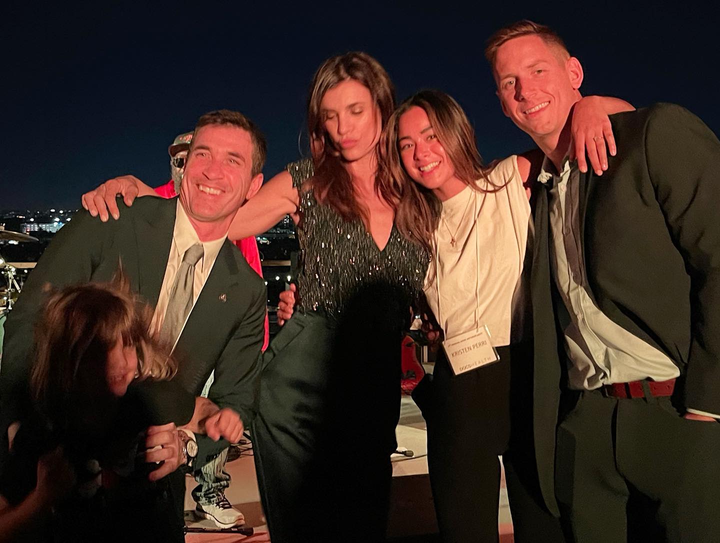 Elisabetta Canalis About last night. Congratulations to my wonderful husband  and to his group   
...