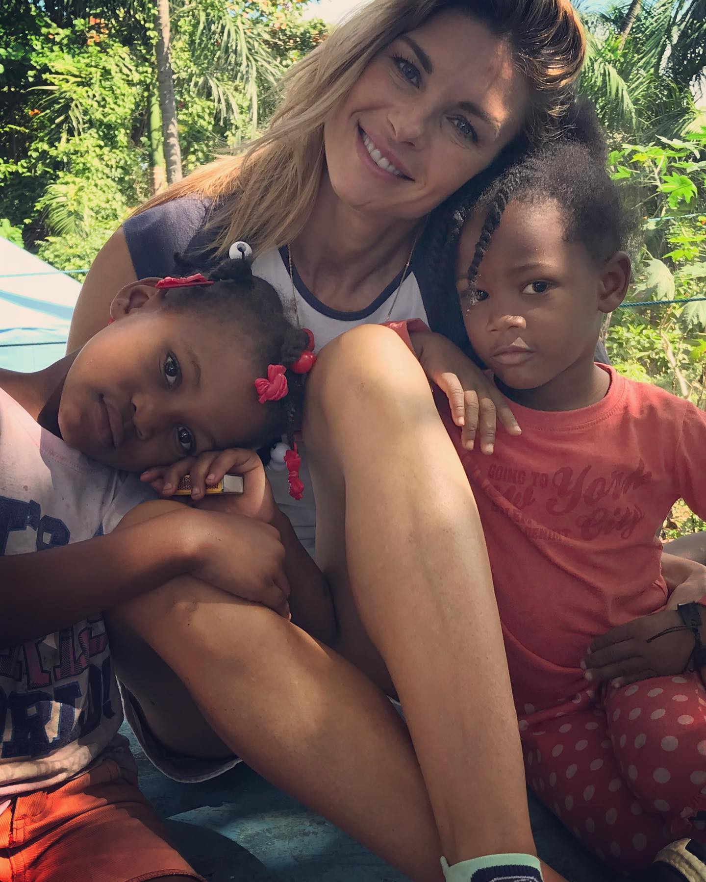 Martina Colombari 20 Novembre-
Giornata Mondiale dei diritti dell’infanzia.
La salute e’ un diritt...