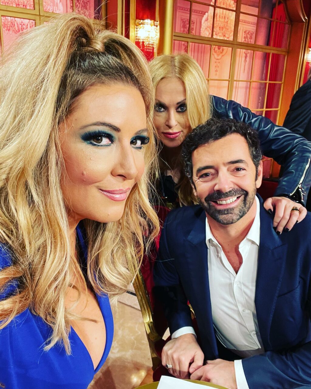 Selvaggia Lucarelli, Ci siamo, con sobrietà. ;)… su Instagram delizia i suoi fan