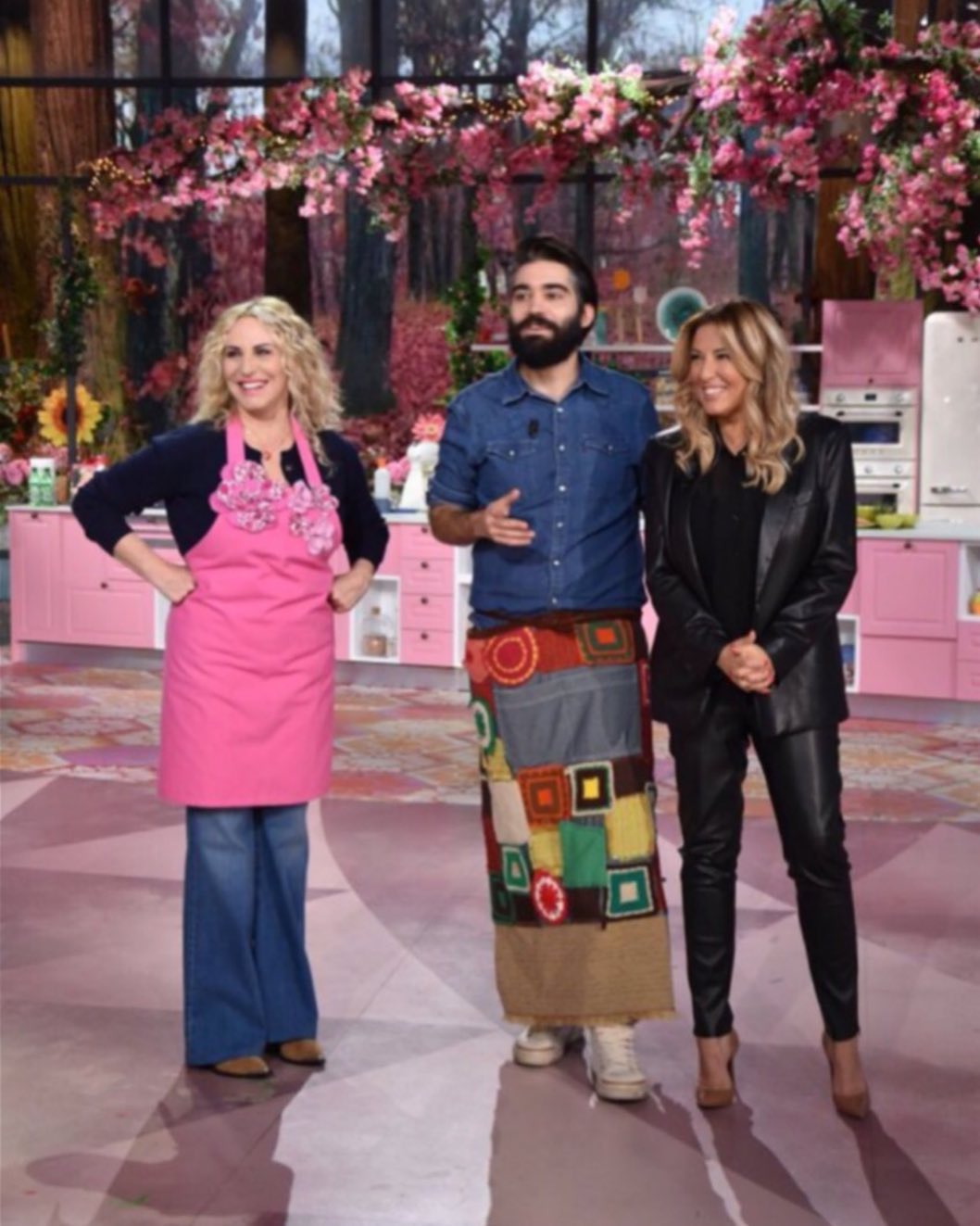 Selvaggia Lucarelli Oggi sono venuta qui a marcare il territorio....