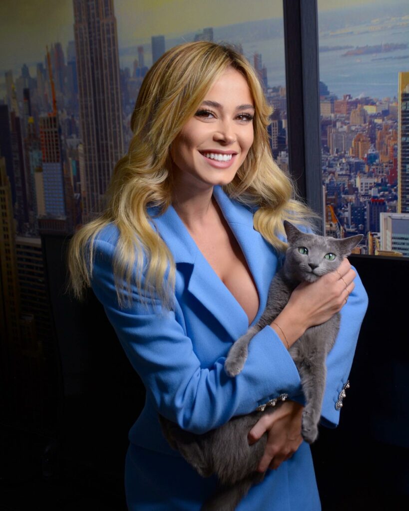 Diletta Leotta, Al lavoro con… su Instagram delizia i suoi fan