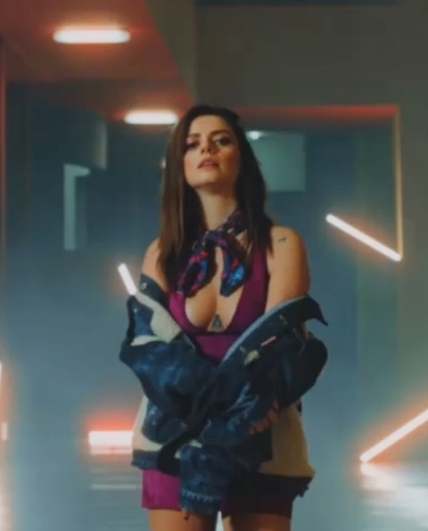 Annalisa Oggi il mio album è ufficialmente certificato disco di Platino
Ci tengo a ricor...