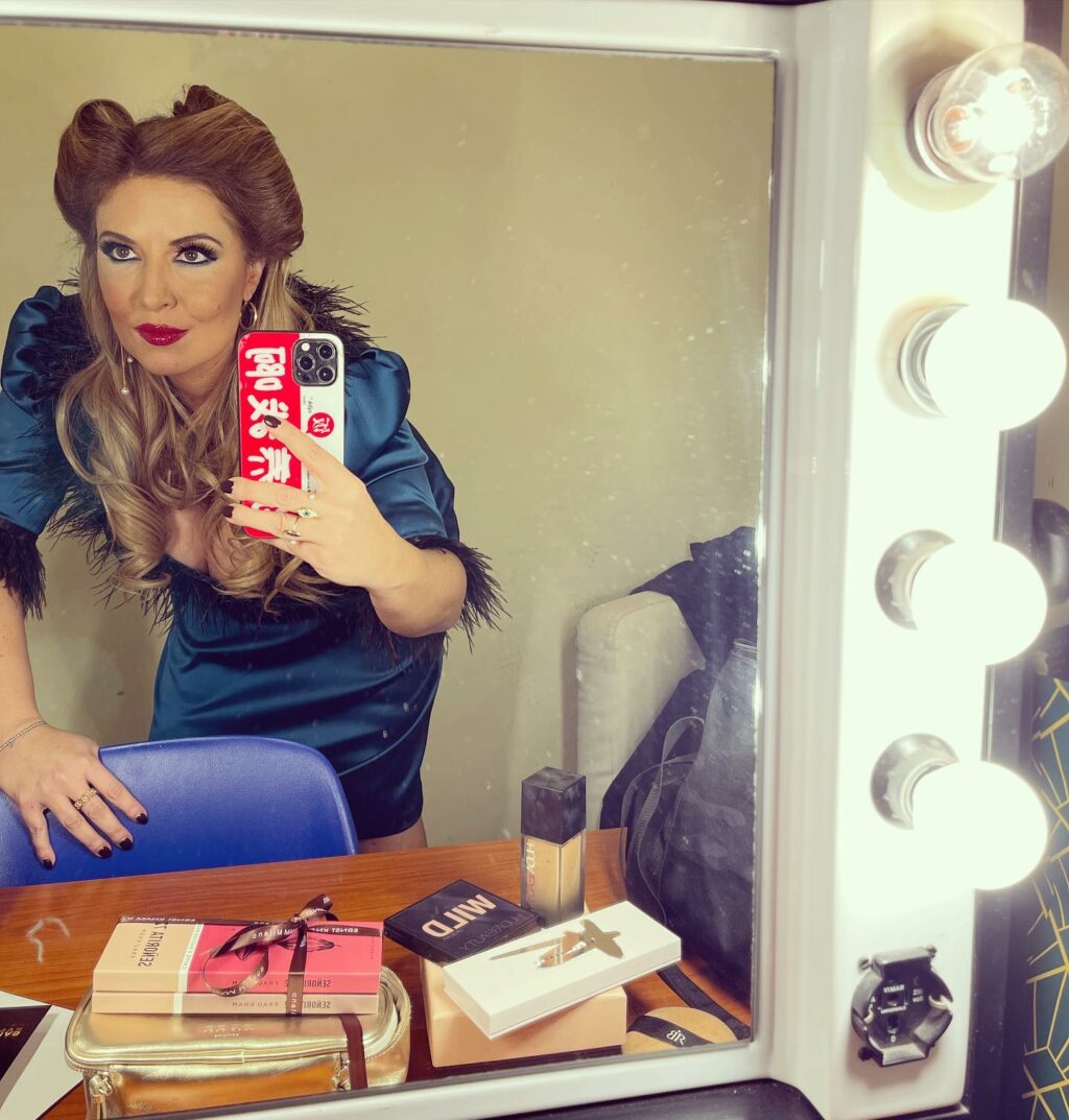 Selvaggia Lucarelli, Non è stata un’edizione semplice, ma è stata un’edizione istruttiva sul piano um… su Instagram saluta i suoi fan