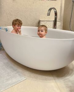 Fedez, … su Instagram delizia i suoi fan