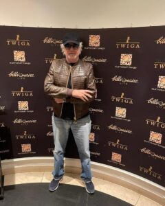 Flavio Briatore, l'ex manager di Formula 1 diventato famoso per la sua personalità eccentrica e per...