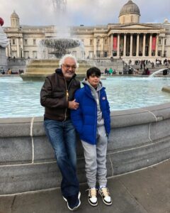 Il famoso imprenditore italiano Flavio Briatore è quanto di più simile a un jet set in carne ed ossa...