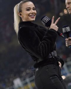 Diletta Leotta, Saturday night… su Instagram per i suoi fan