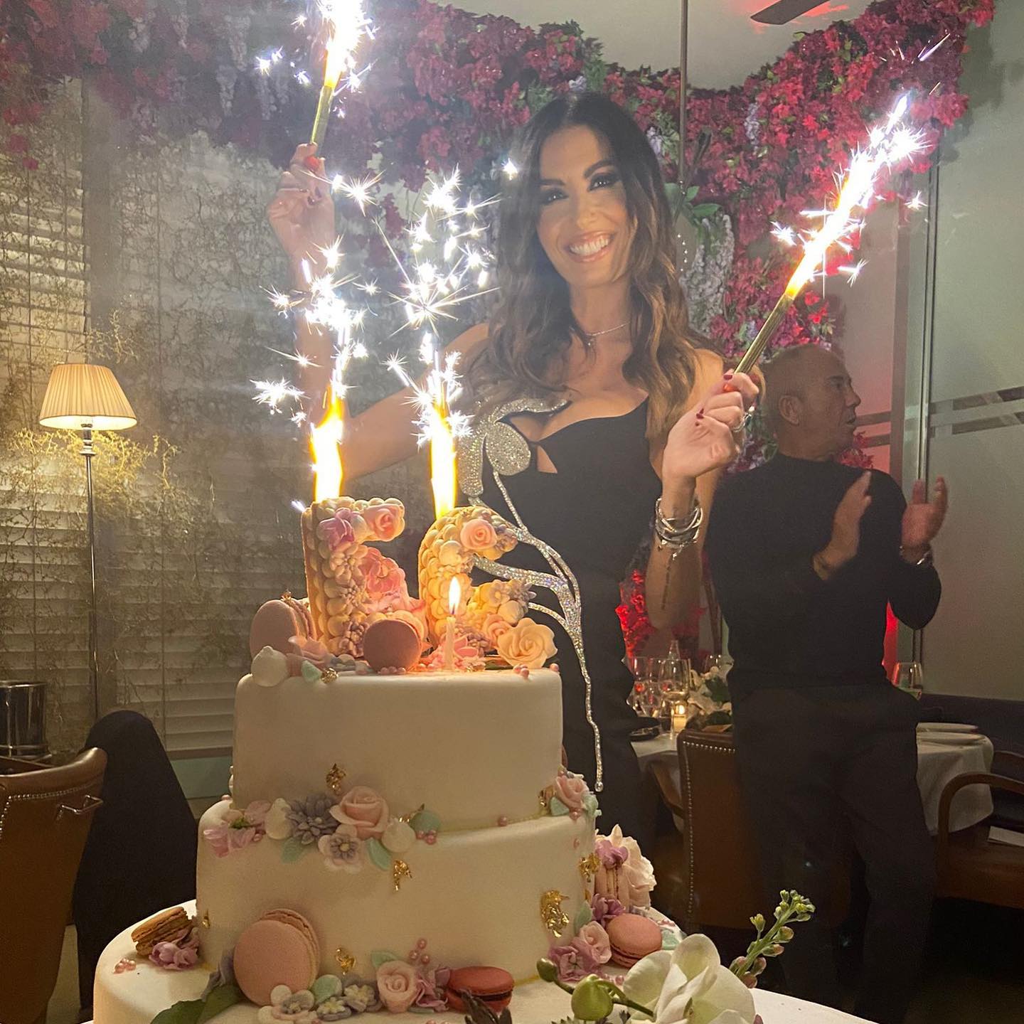 Elisabetta Gregoraci Happy birthday to me 8 Febbraio...