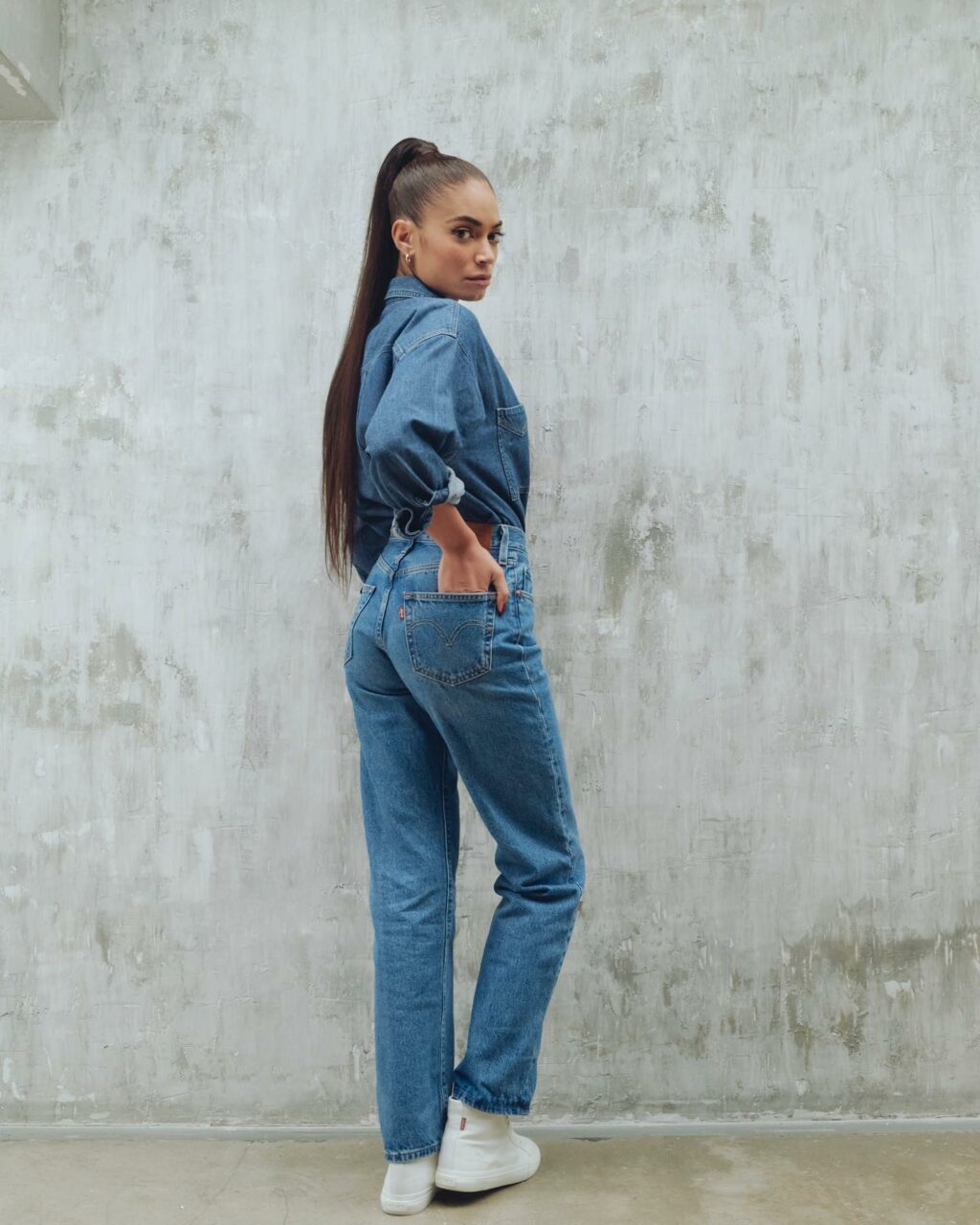 Elodie, Sono felice di essere parte del Levi’s®& Music Project di quest’anno, un progett… su Instagram incanta i suoi fan