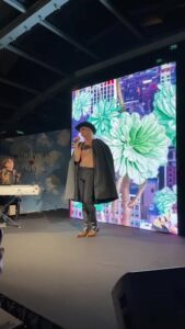 Martina Colombari, Tutti insieme per l’Ucraina!… su Instagram per i suoi fan