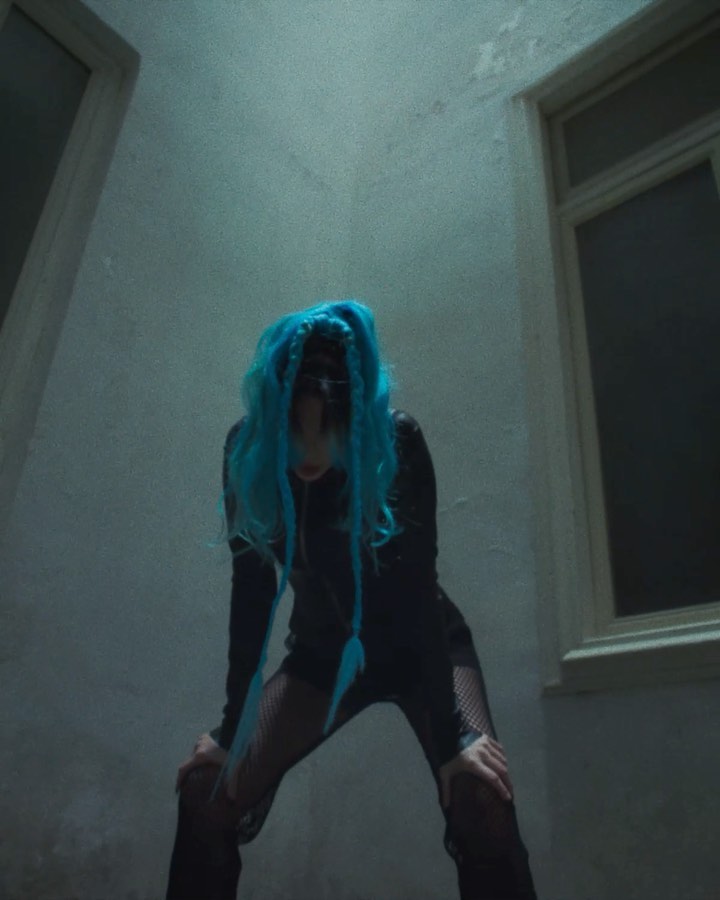 Vi presento Rose Villan, una ragazza che ha la capacità di rendere ogni situazione divertente e...