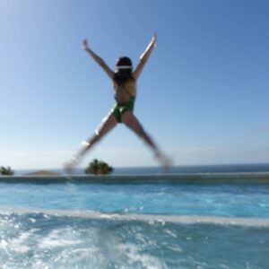 Elisabetta Canalis, la regina dei selfie, l'icona della moda e la protagonista di innumerevoli...