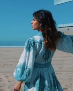 Elisabetta Canalis, un mix vincente di bellezza mozzafiato, talento indiscusso e carisma...