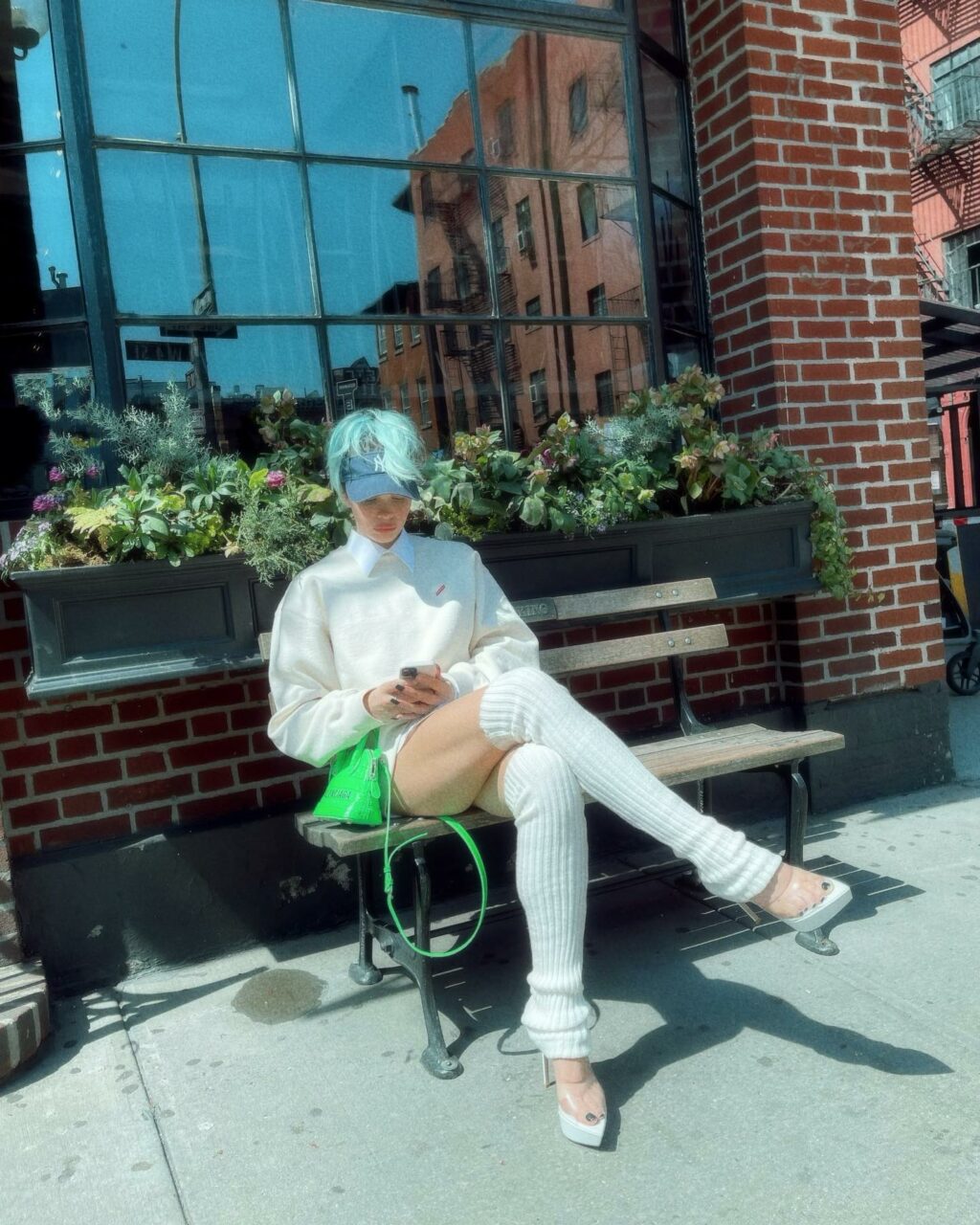 Era una giornata come tante per Rose Villan, la regina del multitasking e dei super poteri nascosti...