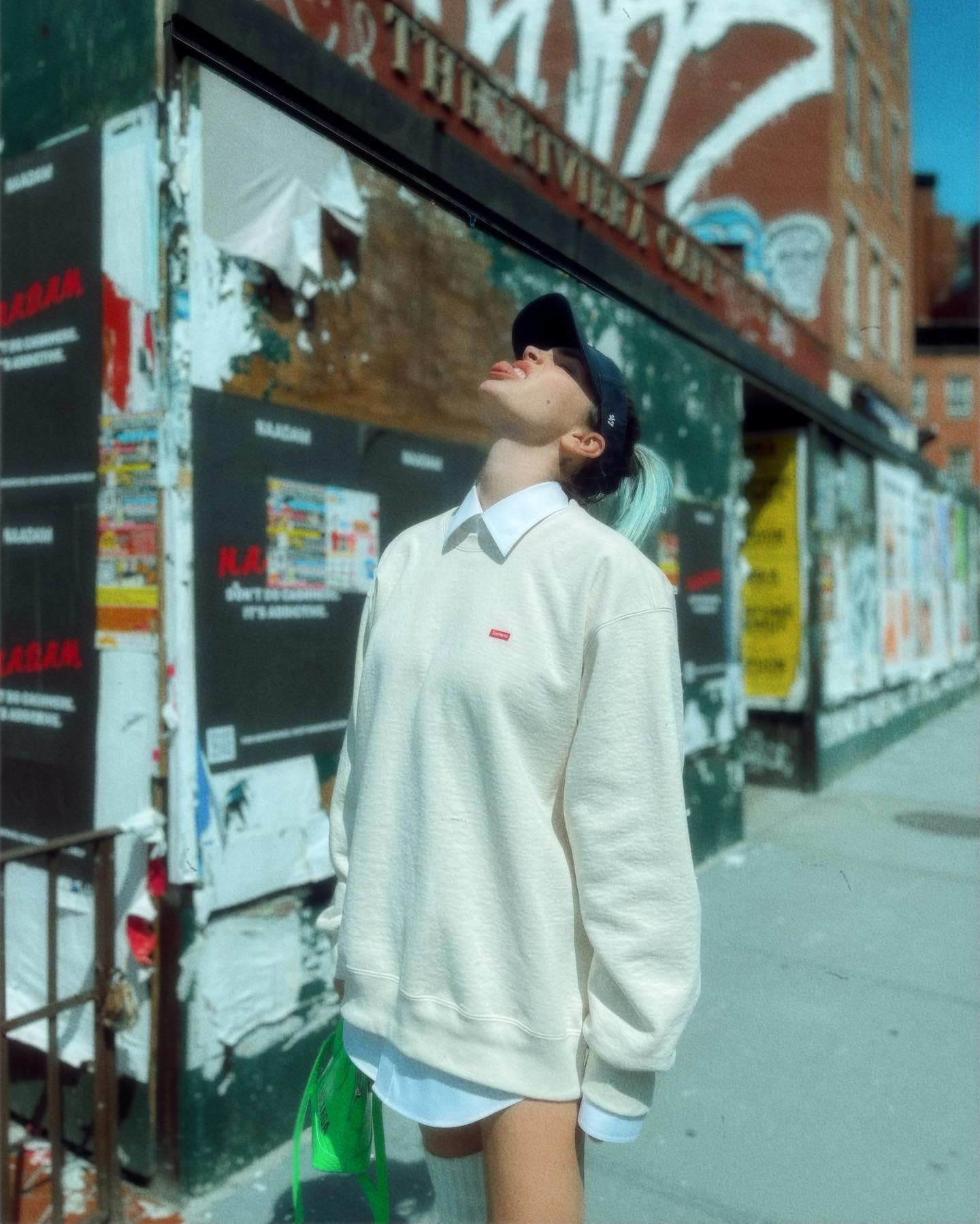 Rose Villan so che mi ringrazierai un giorno baby, au revoir “AU REVOIR” nel nuovo tape di ...