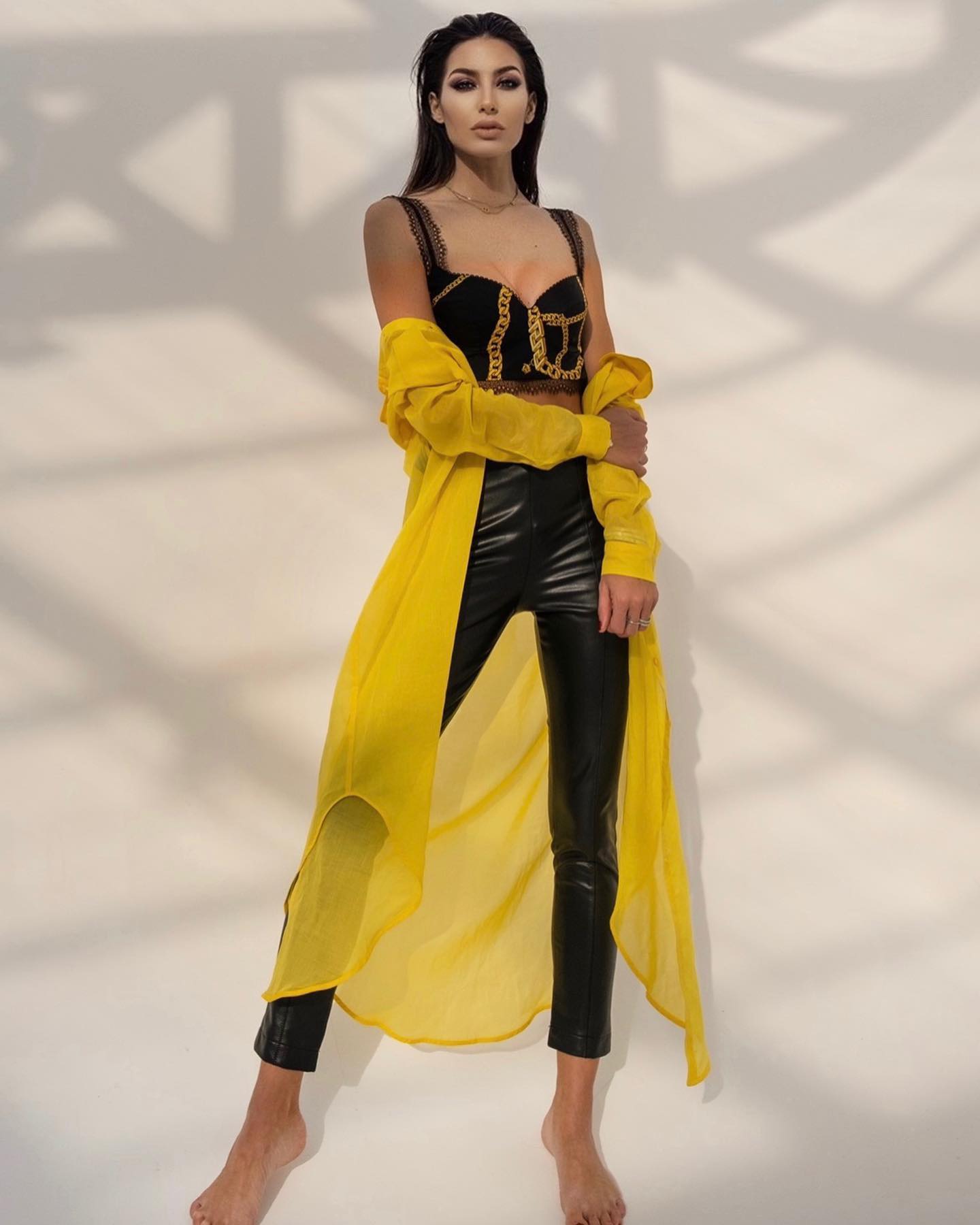 Elisabetta Gregoraci Buondì 
Total look:  
Photo:  
Mua: Luca Revelli...