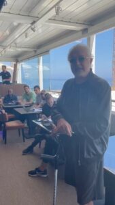 Flavio Briatore, Ultime fasi del training del personale di  , che aprirà’ la prossima settimana!… su Instagram stupisce i suoi fan