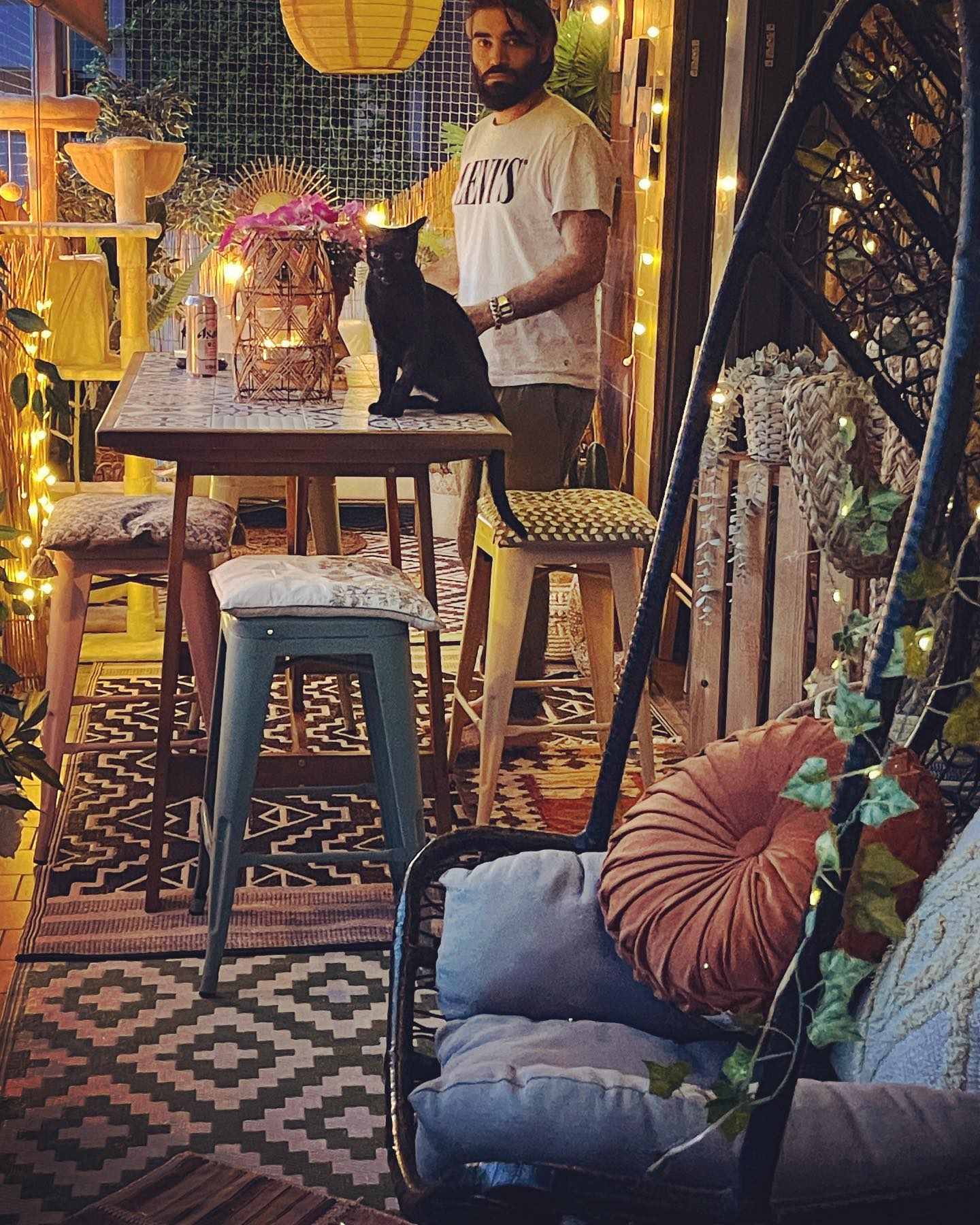 Selvaggia Lucarelli I gatti neri portano fortune....