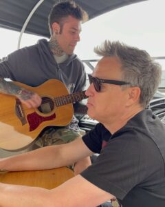 Fedez, Momenti come questi… su Instagram per i suoi fan