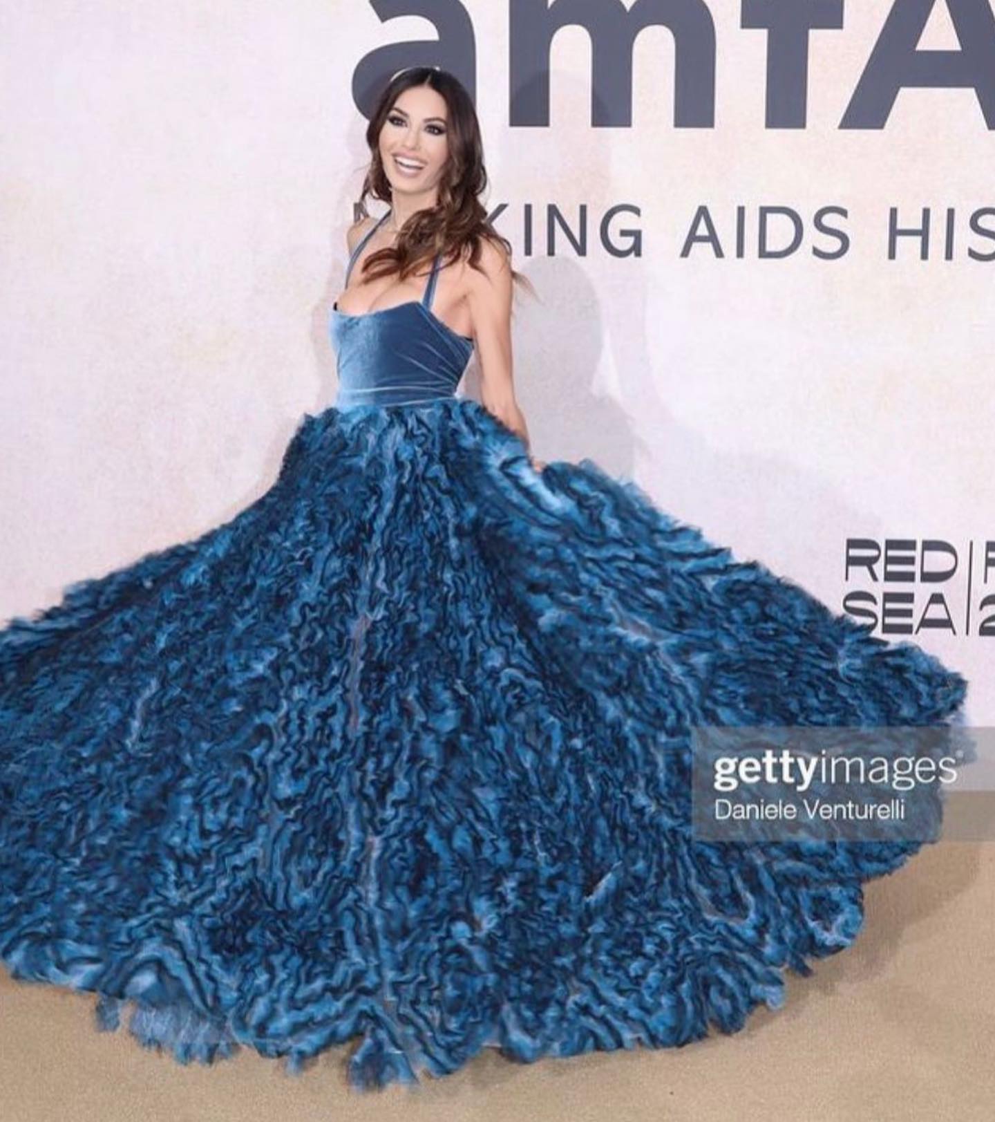 Elisabetta Gregoraci Last night red carpet for  
Dress: 
Gioielli: SKYDIAM
Mua:  
Stylist: 
Thank yo...