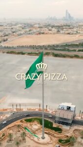 Flavio Briatore, After the incredible success of the first Crazy Pizza in Ryiadh, this Friday we … su Instagram per i suoi fan