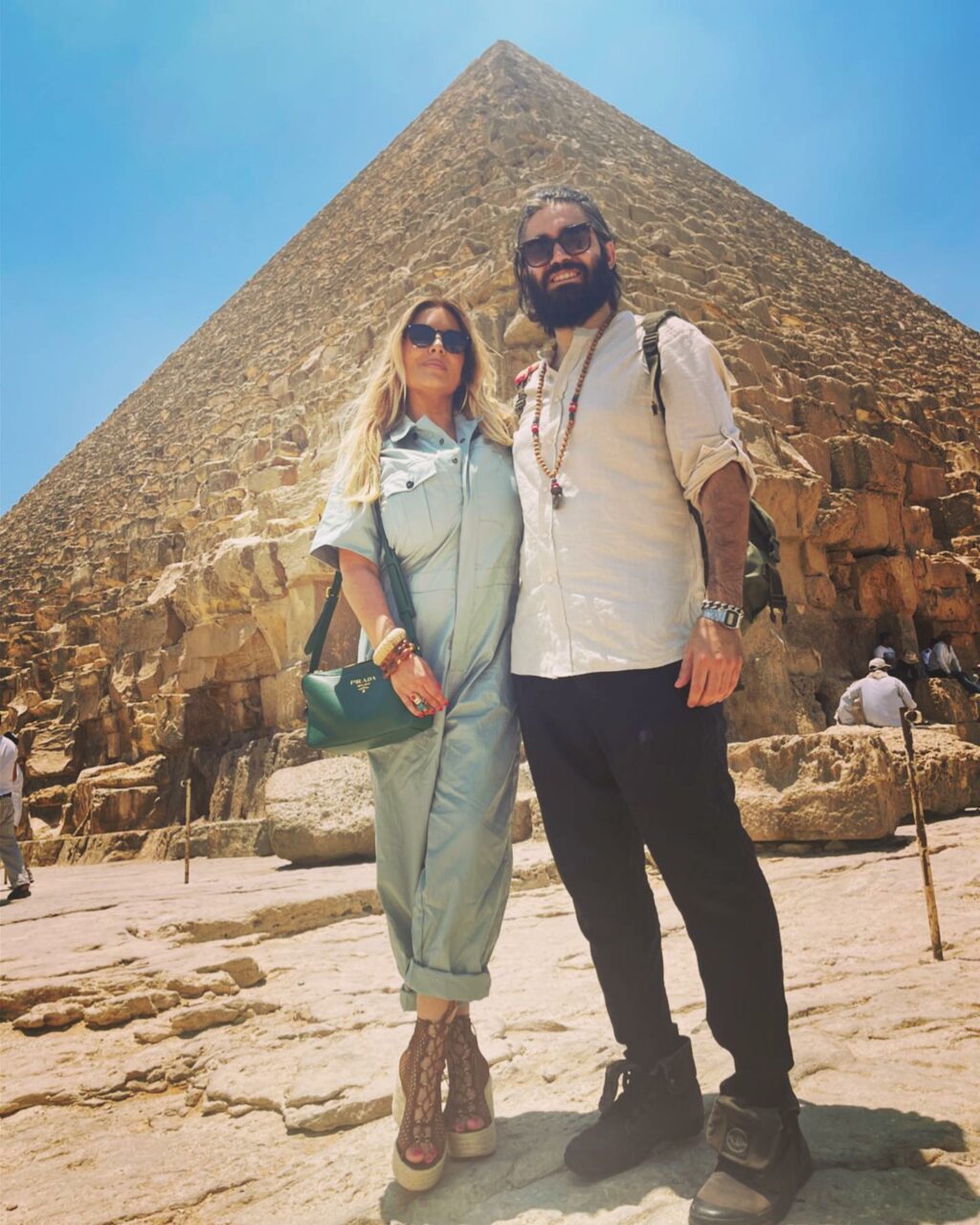 Selvaggia Lucarelli, Durante la pandemia avevo detto una cosa: quando riprenderemo a vivere vado a ve… su Instagram incanta i suoi fan