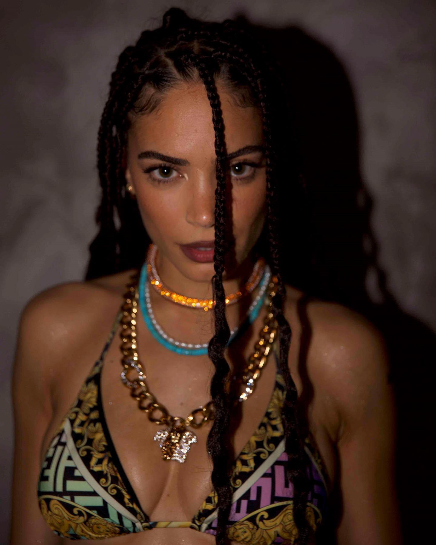 Elodie Tribale disco d’oro
Bagno a mezzanotte doppio disco di platino...