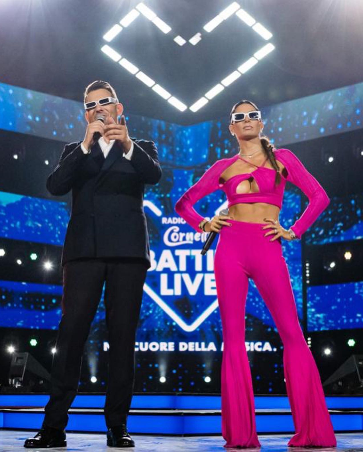 Elisabetta Gregoraci Ready to start
4ª puntata di
Voglia di Ballare, di scatenarci insieme !
S...