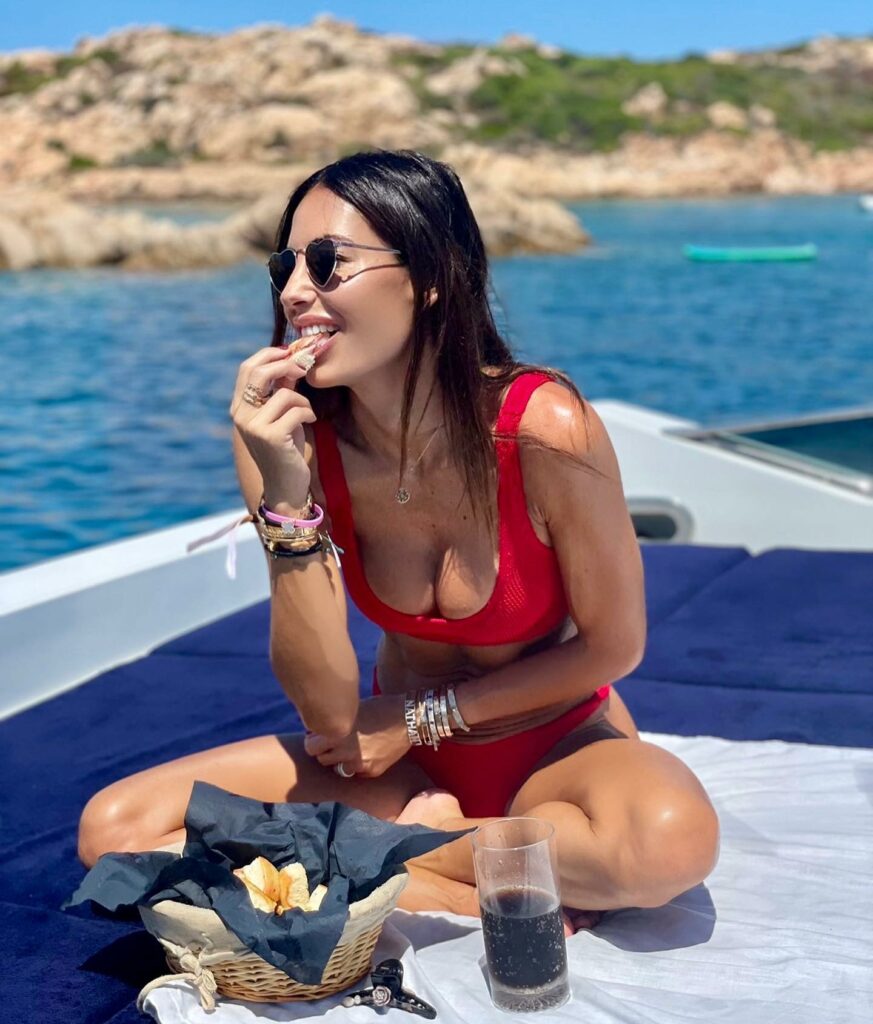 Elisabetta Gregoraci, Summer vibes 2022… su Instagram delizia i suoi fan
