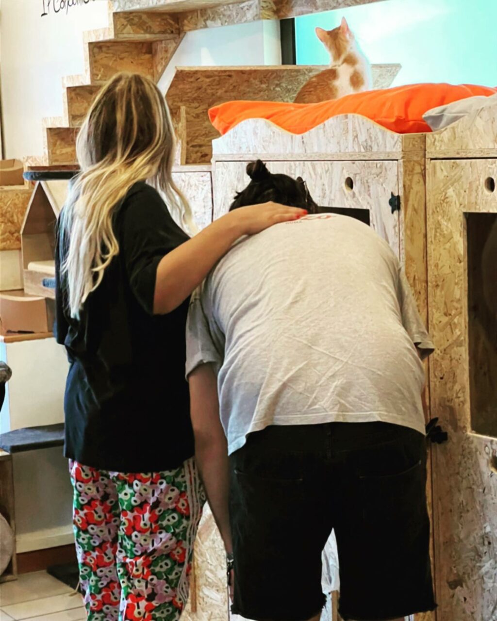 Selvaggia Lucarelli, nota opinionista e giornalista italiana, è una persona che non passa di certo...