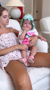 Chi è Fedez? Il rapper, cantante e influencer italiano dal look sempre impeccabile e dalle parole...