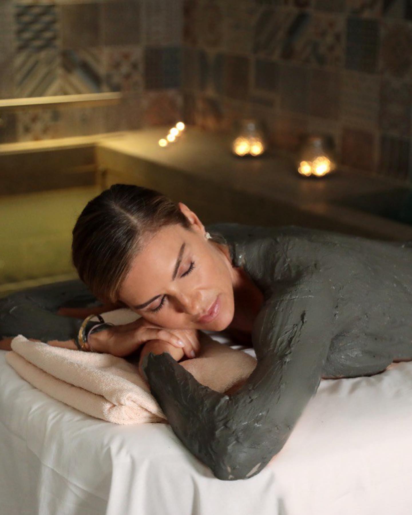 Martina Colombari Ho portato a termine un altro incredibile percorso di
Oggi mi sento una persona...