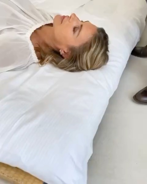 Martina Colombari Ho portato a termine un altro incredibile percorso di
Oggi mi sento una persona...