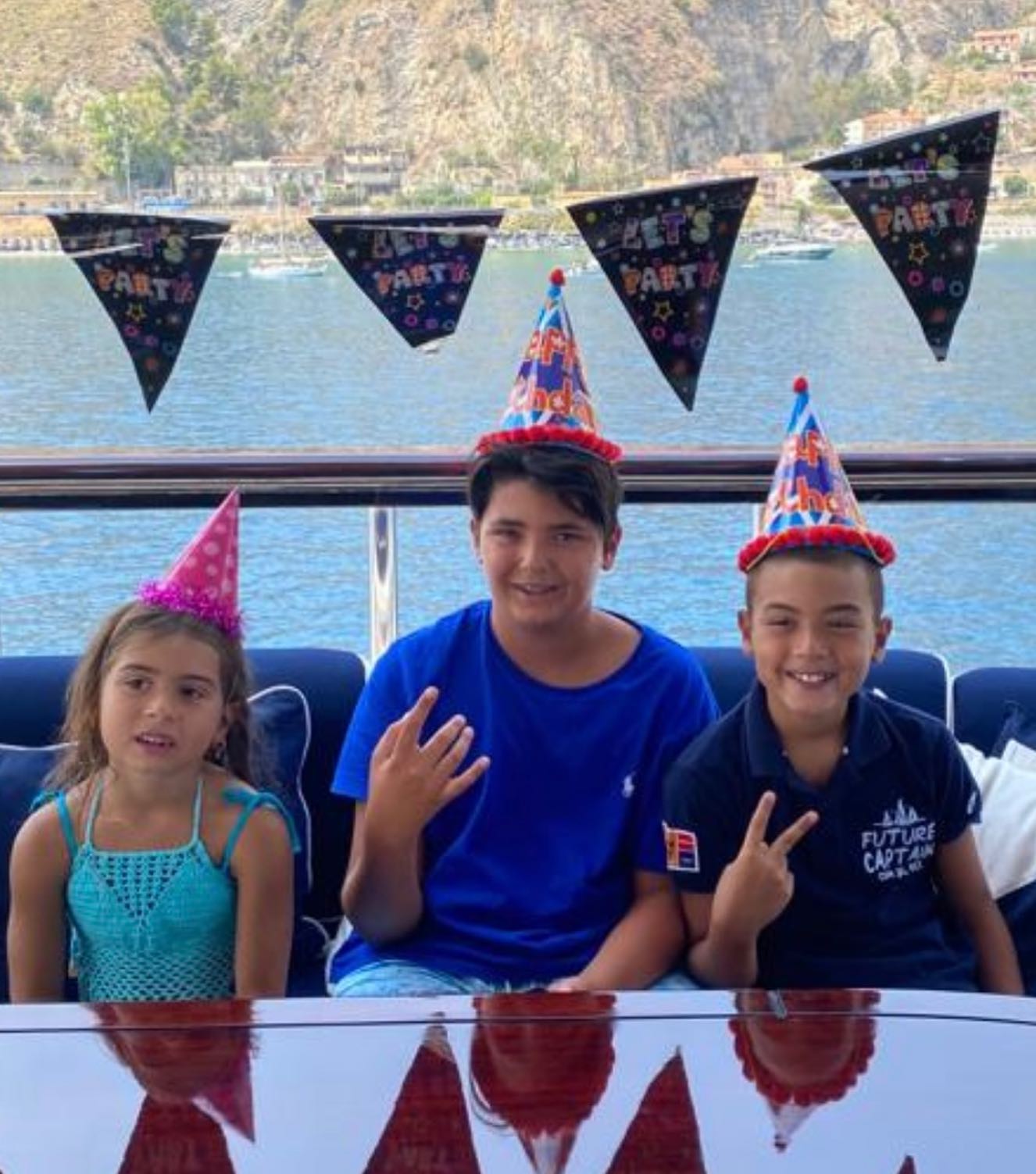 Elisabetta Gregoraci Tanti auguri cuoricino mio..sei il nipotino migliore che potessi avere, sei un ...