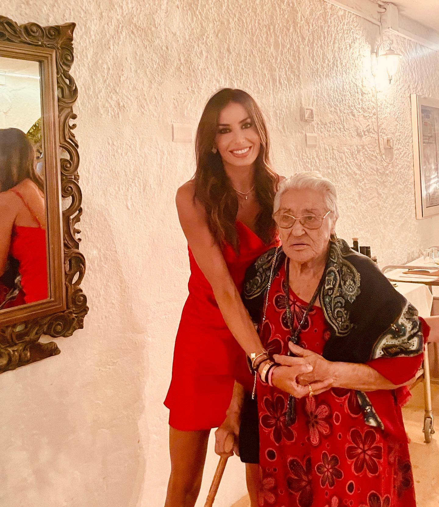 Elisabetta Gregoraci Tanti auguri nonna Elisabetta: oggi sono 101!! sei una forza della natura, la n...