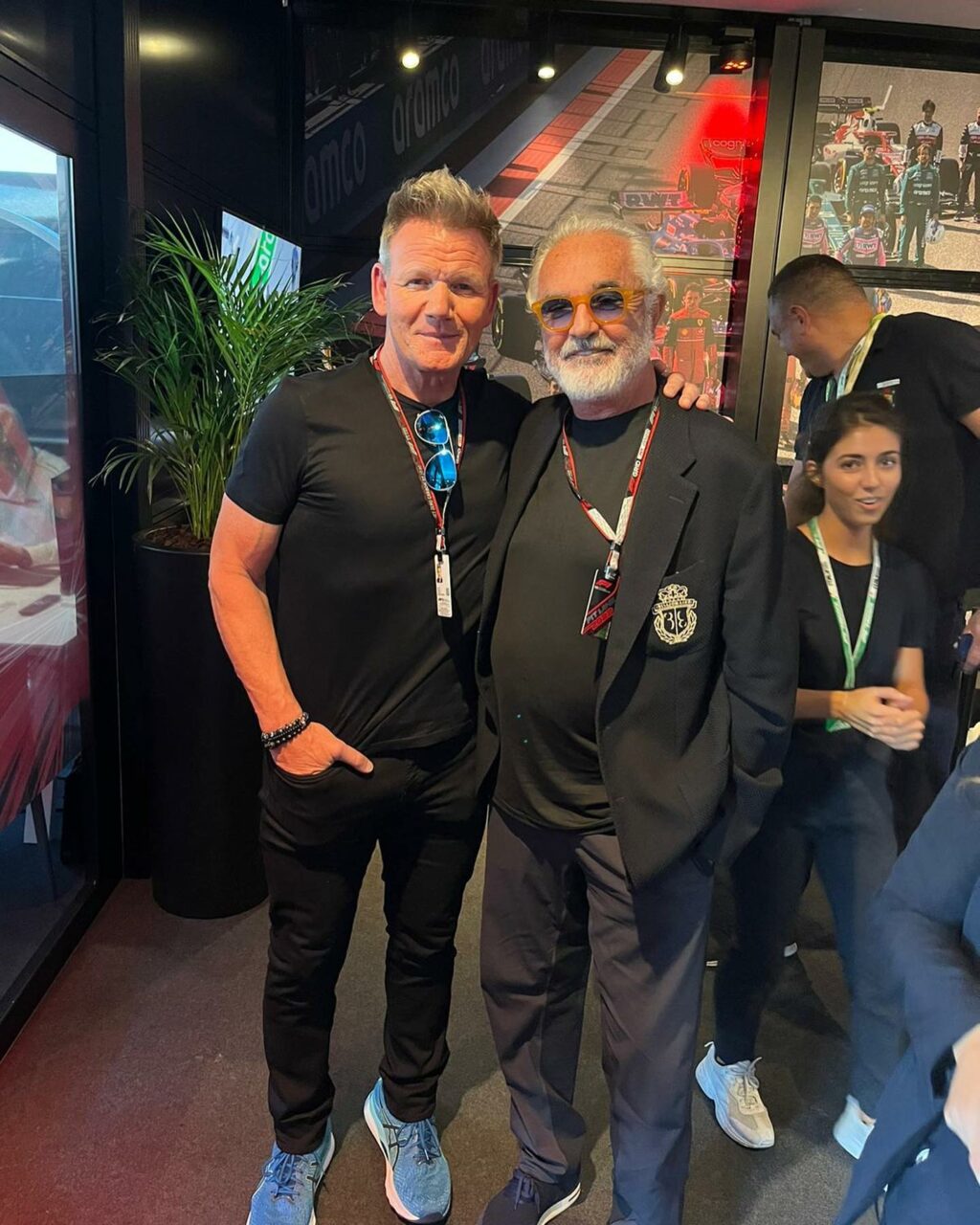 Quando si pensa a Flavio Briatore, non si può fare a meno di immaginarlo come il classico "uomo...