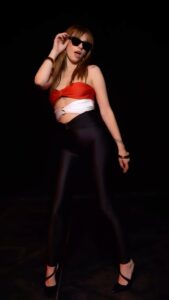 Annalisa, la regina del multitasking e della buona volontà, è sempre pronta ad affrontare qualsiasi...