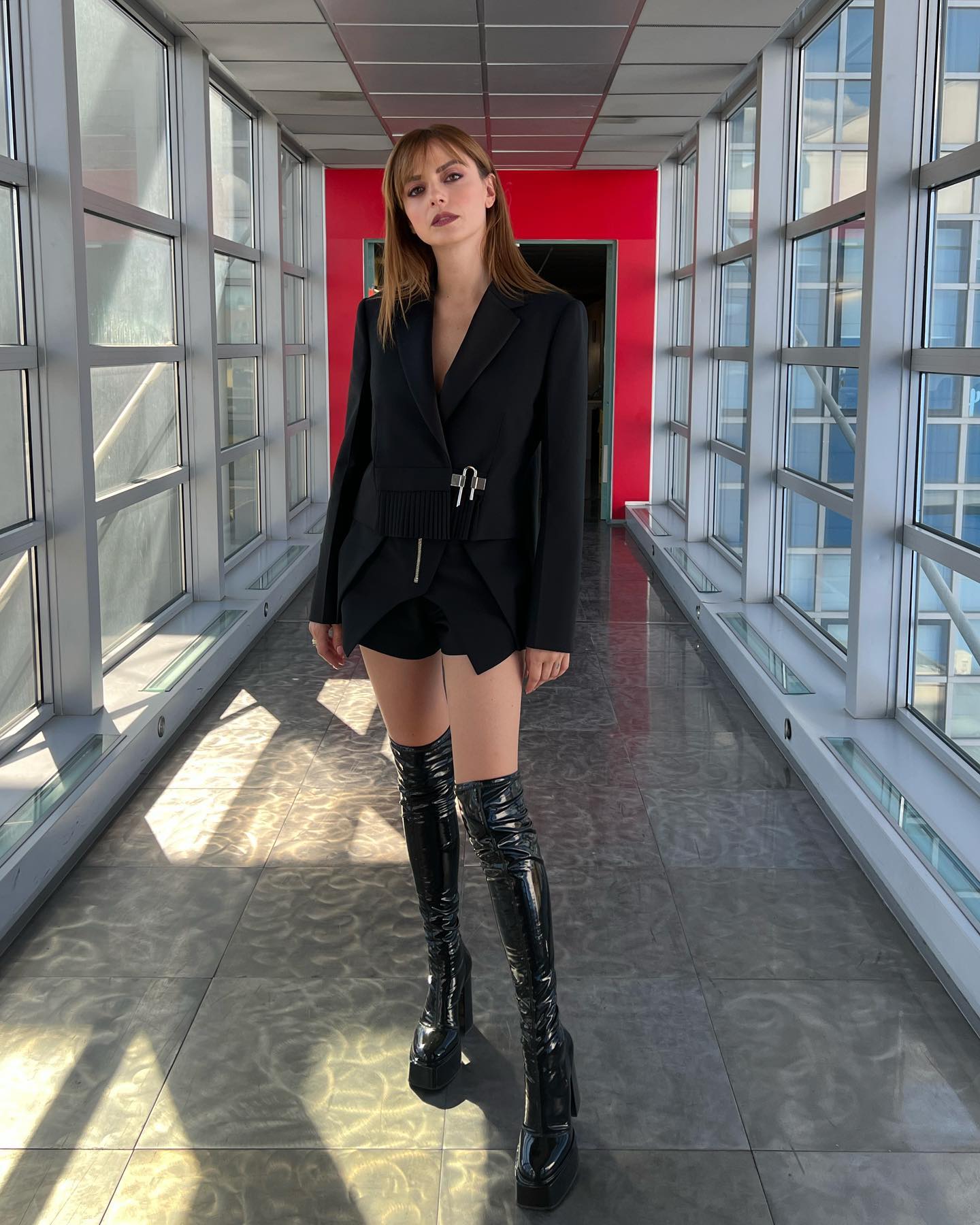 Annalisa Siete pronti?!!
Tra pochissimo ad si canta
Sempre felice di tornare dove tu...