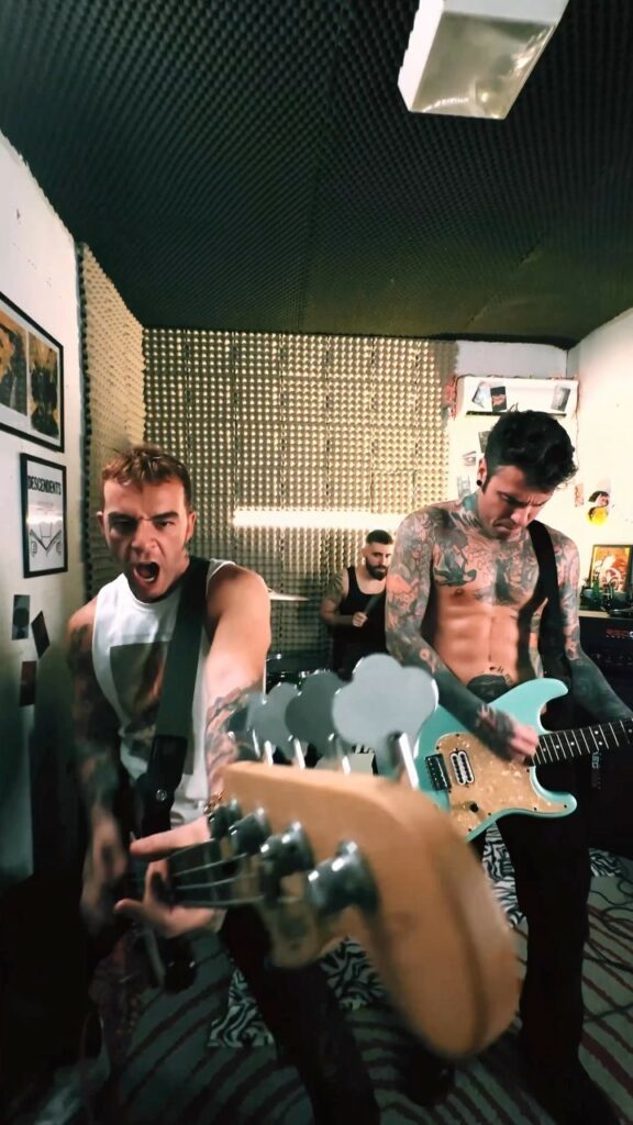 Fedez, … su Instagram per i suoi fan