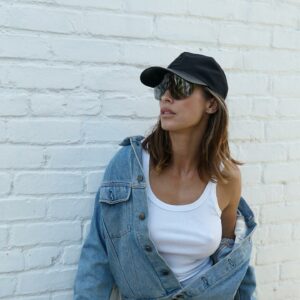 Elisabetta Canalis, … su Instagram per i suoi fan