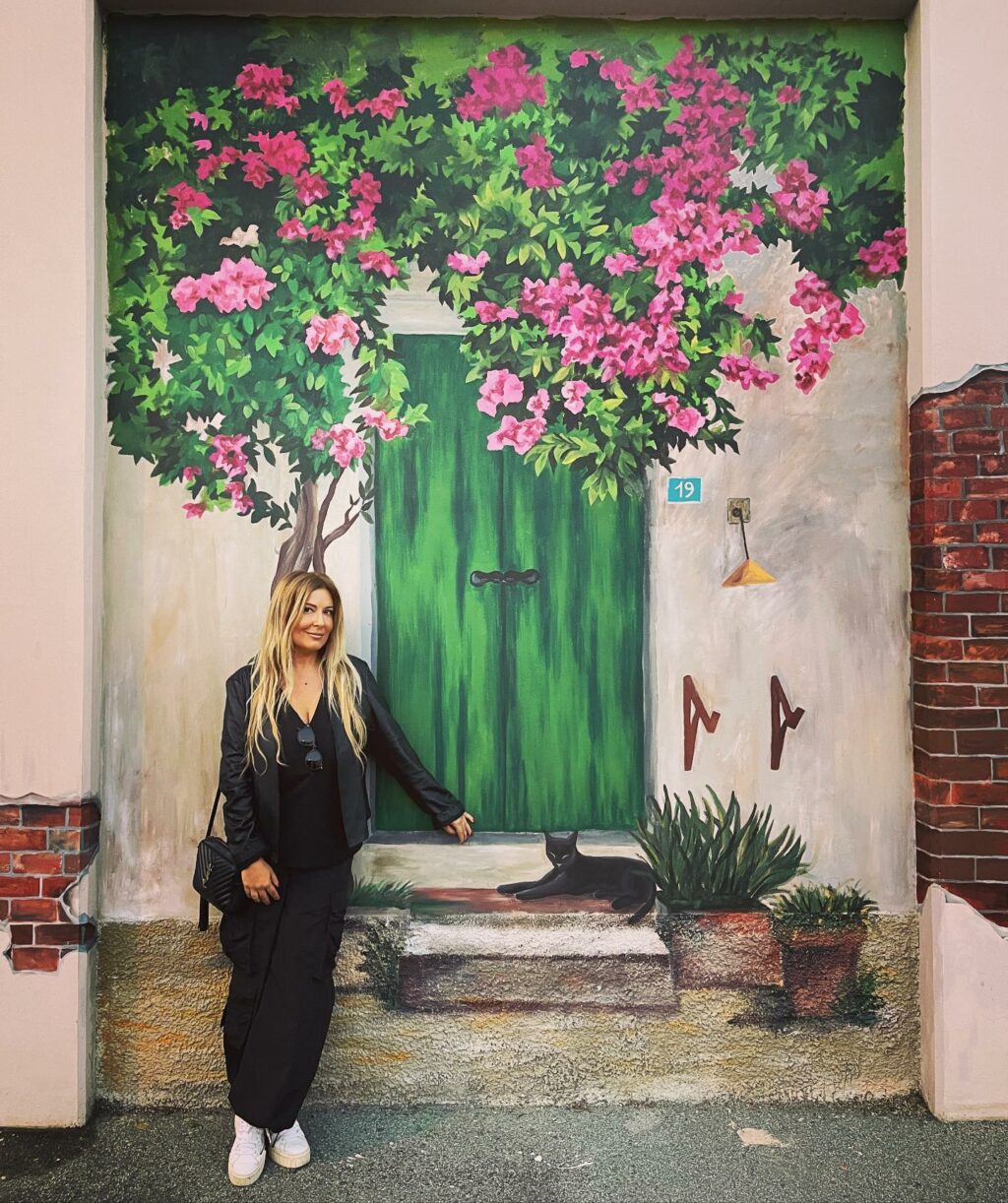 Selvaggia Lucarelli: la regina del gossip, la paparazza della cronaca rosa, la stella del web! Chi...