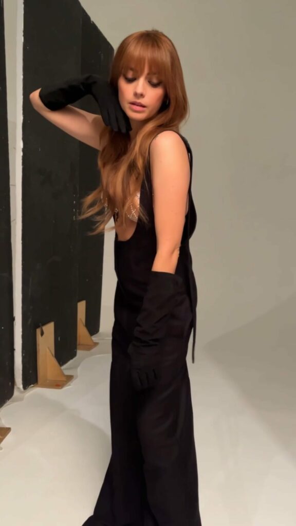 Annalisa, Sul set della cover di F con  Da mercoledì prossimo tutta la sua intervista è in… su Instagram delizia i suoi fan